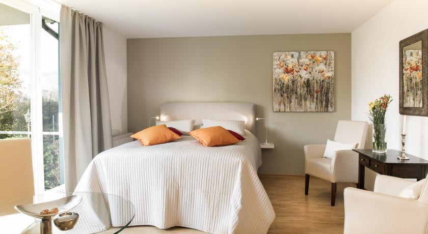 Parkside House Aparthotel