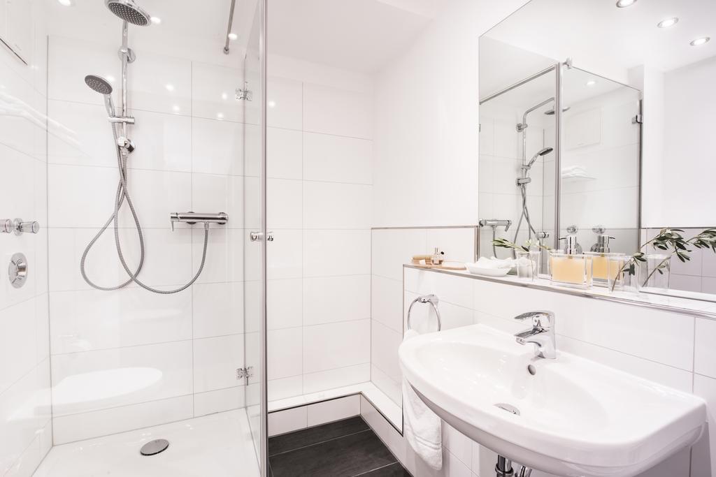 Parkside House Aparthotel 4*