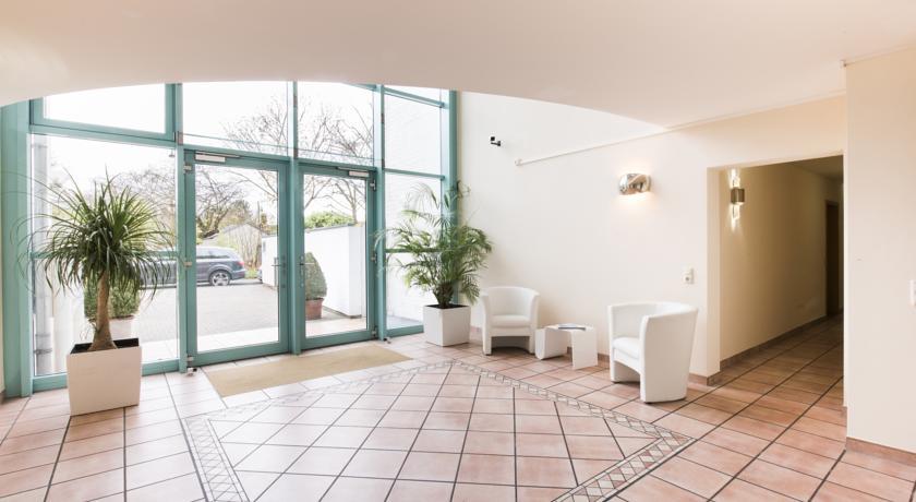 Parkside House Aparthotel