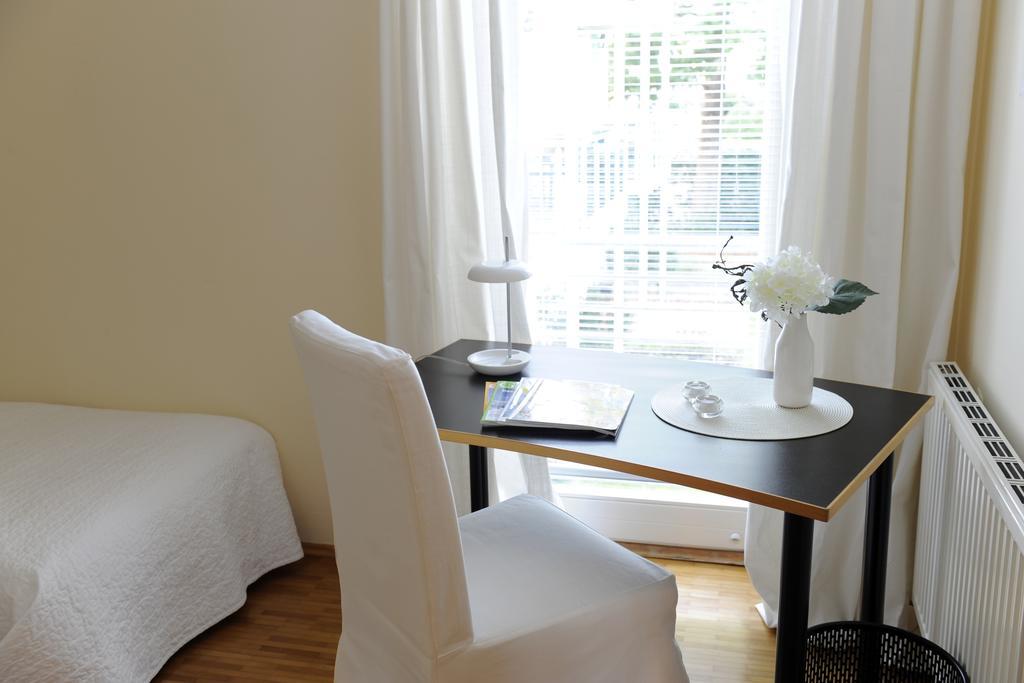 Parkside House Aparthotel 4*
