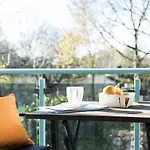 Aparthotel Parkside House 4*